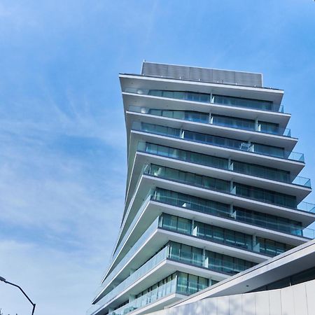 Wave Beachfront Family Apartment 米兹多洛杰 外观 照片
