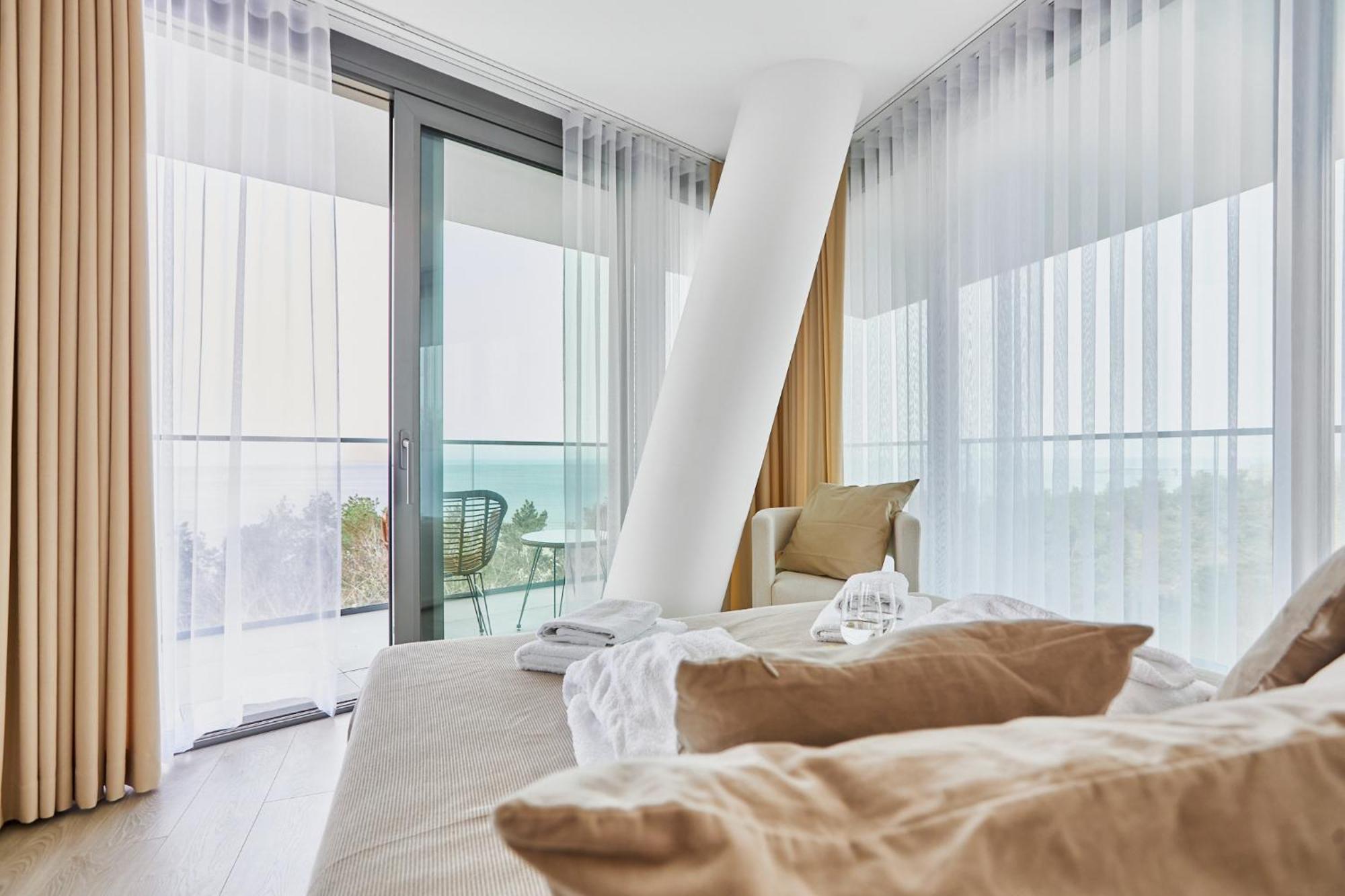 Wave Beachfront Family Apartment 米兹多洛杰 外观 照片