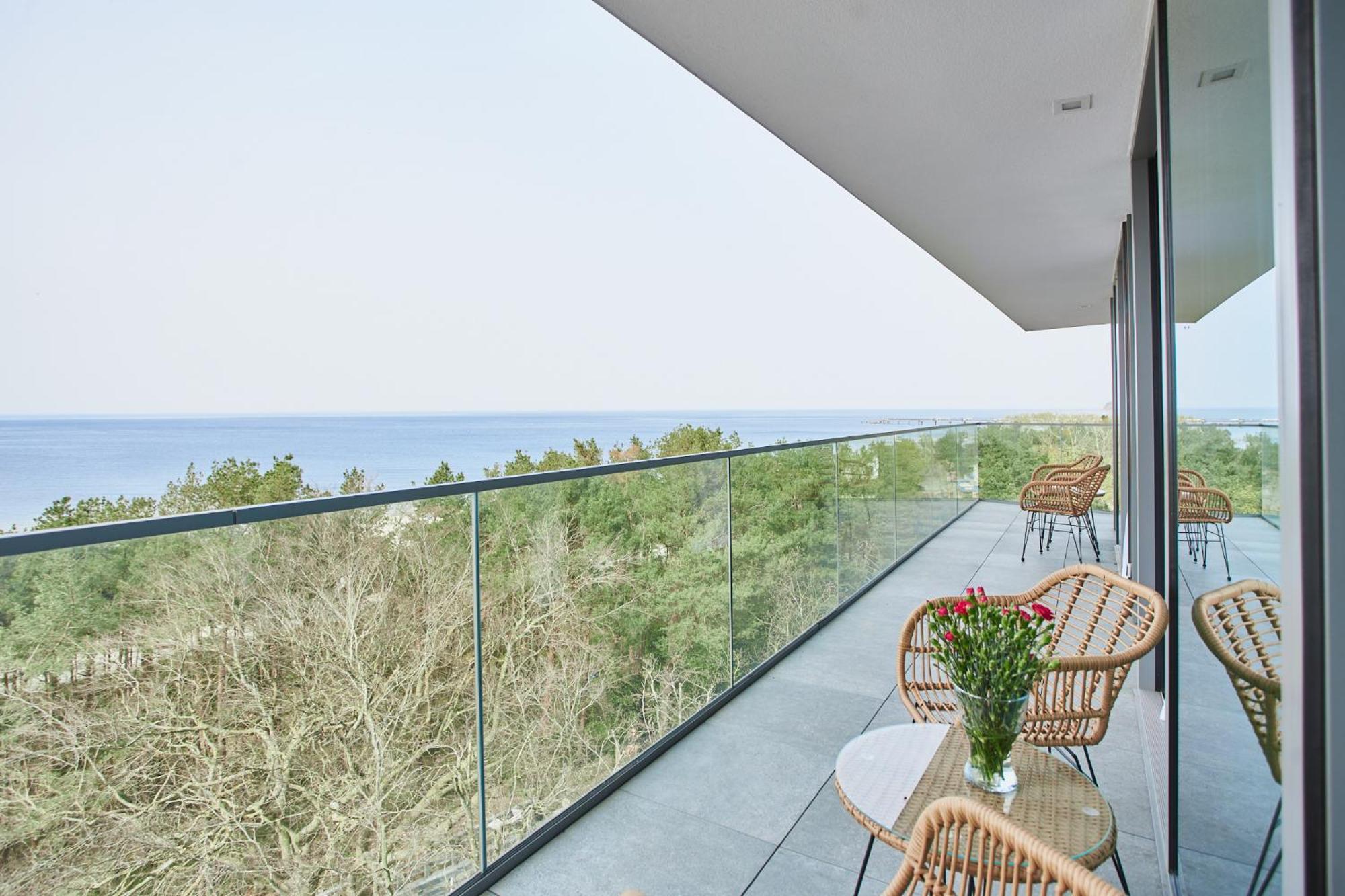 Wave Beachfront Family Apartment 米兹多洛杰 外观 照片